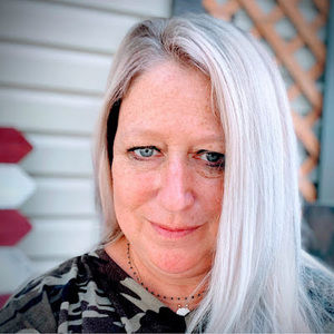 Meet your Posher, Debra